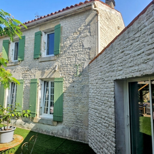  AGENCE IMMOBILIERE DE L'HOTEL DE VILLE : Maison / Villa | AIGREFEUILLE-D'AUNIS (17290) | 243 m2 | 483 000 € 