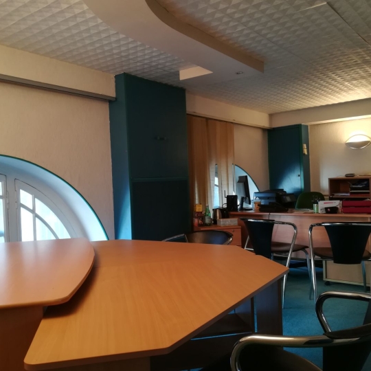  AGENCE IMMOBILIERE DE L'HOTEL DE VILLE : Office | LA ROCHELLE (17000) | 44 m2 | 45 000 € 